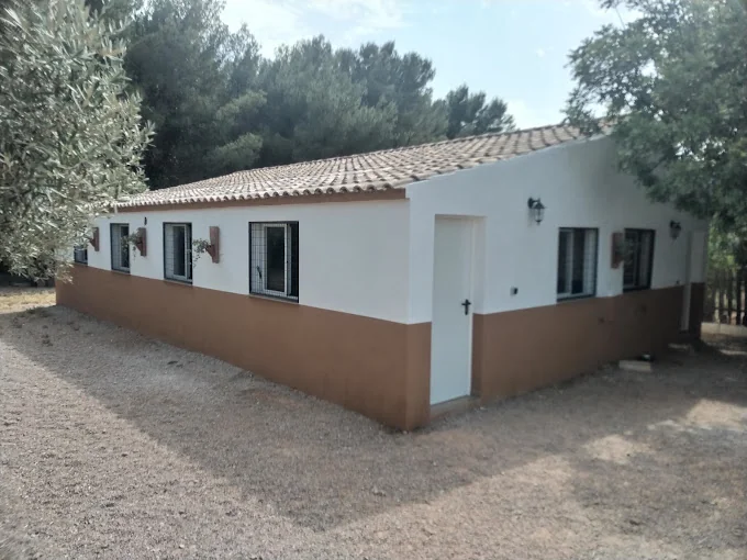 Hotel Canino de bajo estres La Pobla Residencia canina