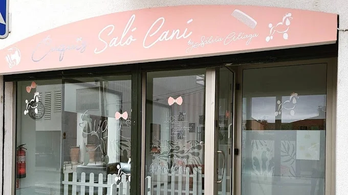 Peluquería i Guarderia Canina Cuquis