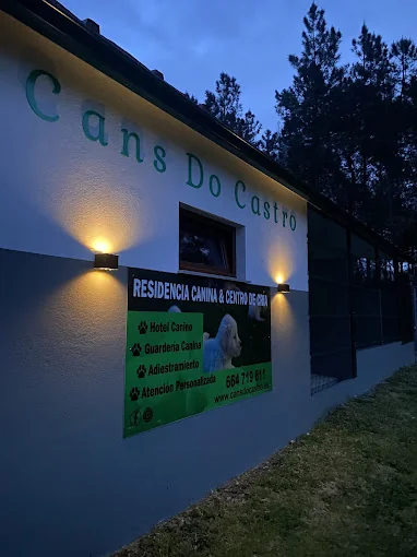 Residencia canina & Centro de cría "CANS DO CASTRO"
