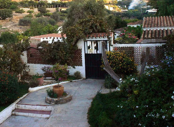 Residencia Canina, Seacrest Kennels